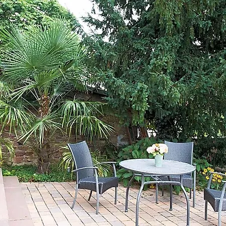 Aparthotel 1463 Apartmenthaus & Restaurant 3*