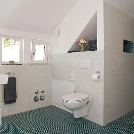 1463 Apartmenthaus 3* Karlsruhe