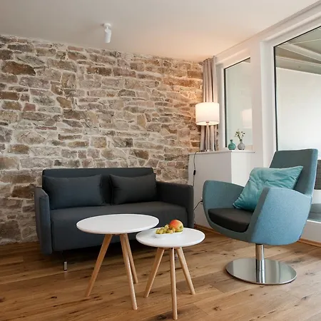 1463 Apartmenthaus 3* Karlsruhe