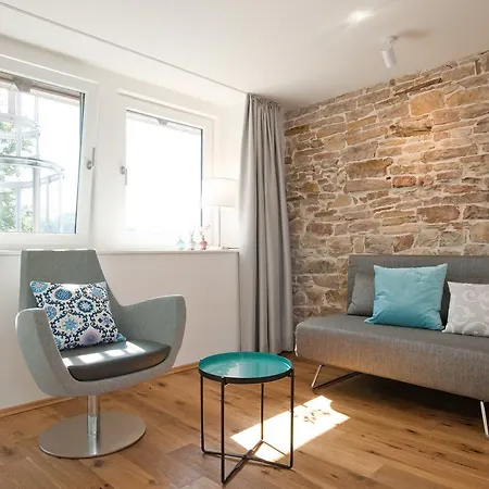 Apartahotel 1463 Apartmenthaus & Restaurant 3*